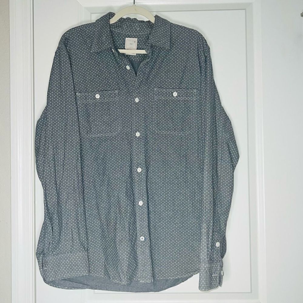 Gap long sleeve blue shirt with diamond print